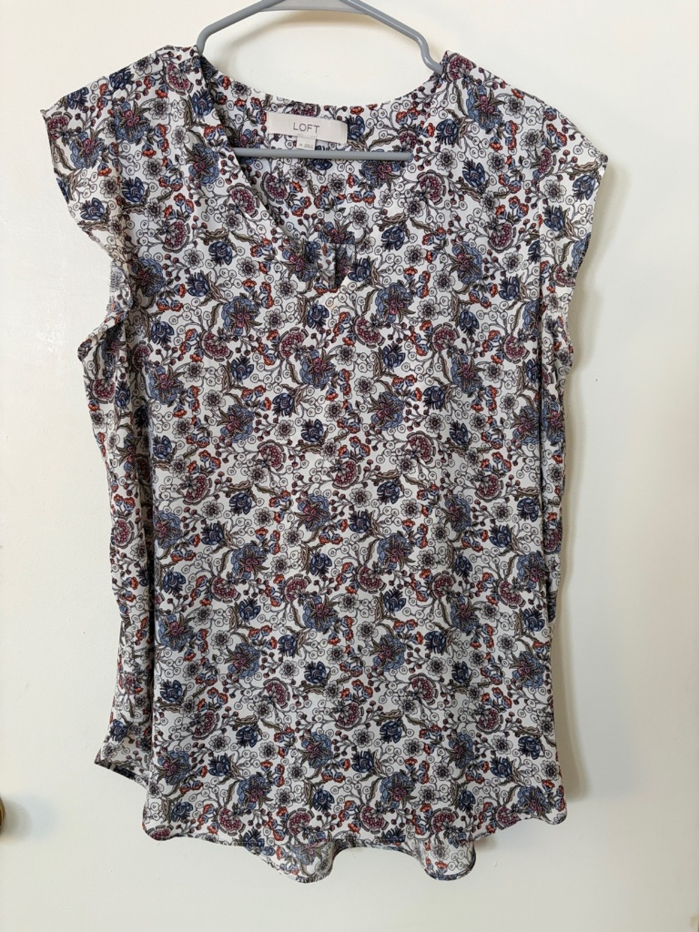 LOFT Cream Floral Cap-Sleeve Blouse with Blue and Burgundy Print - Size M